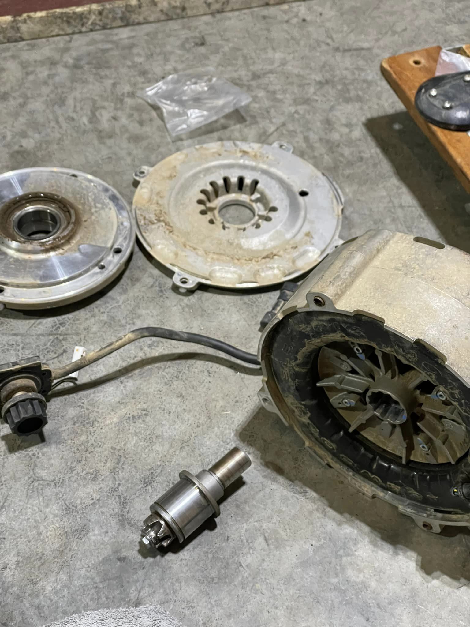 IPM 200-33 motor teardown